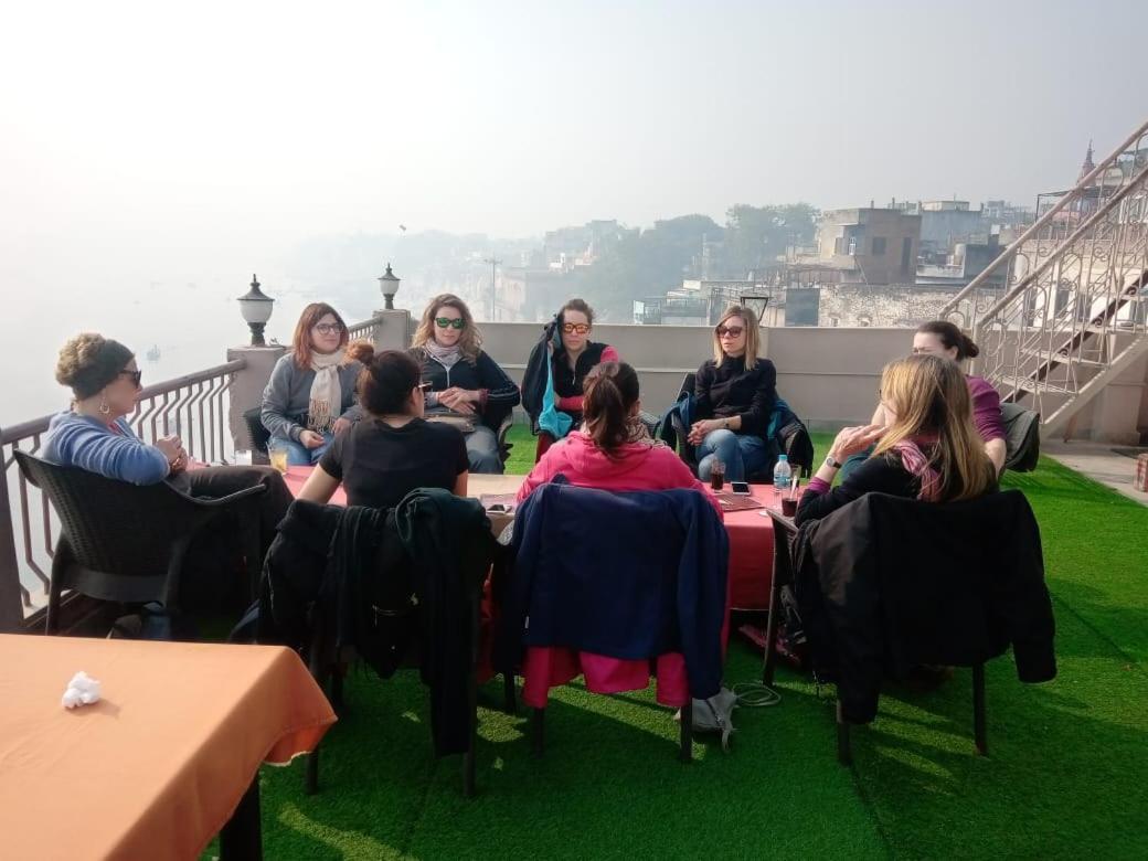 Hotel Sita Palace On Heritage Ghats Of Benaras Варанаси Экстерьер фото