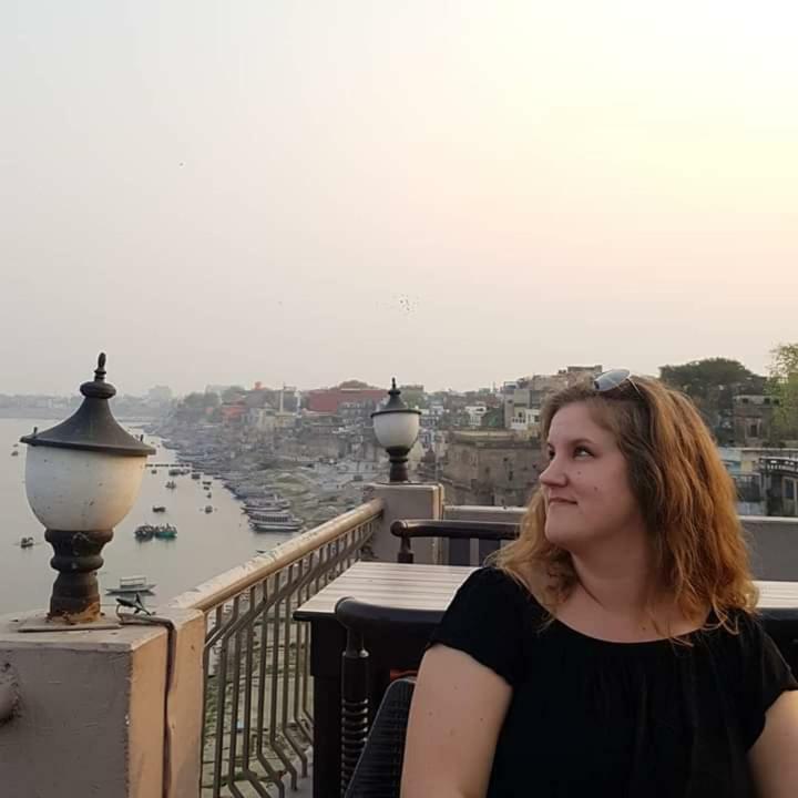 Hotel Sita Palace On Heritage Ghats Of Benaras Варанаси Экстерьер фото