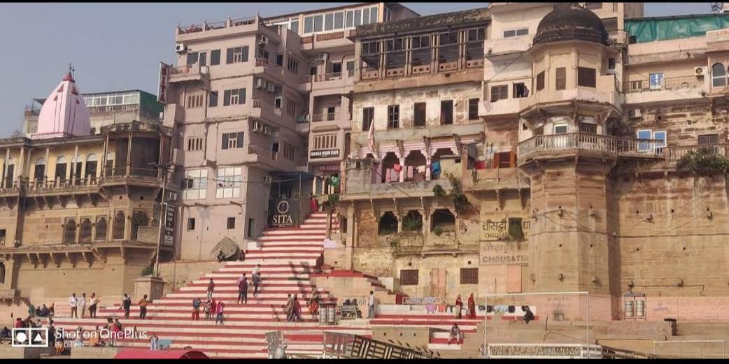 Hotel Sita Palace On Heritage Ghats Of Benaras Варанаси Экстерьер фото
